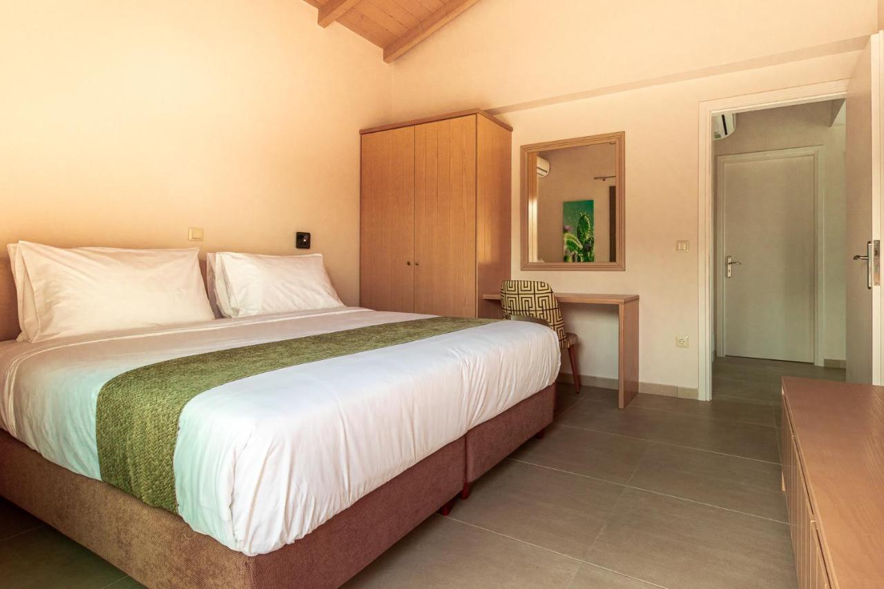 Emerald Ville Stoupa Bagian luar foto